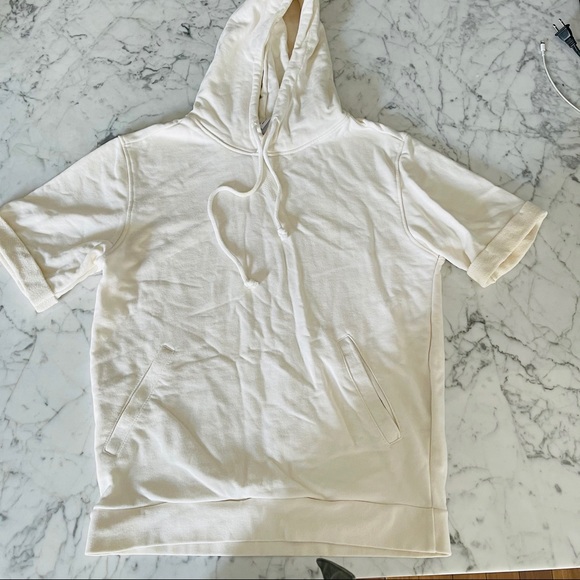 Off-White Short Sleeve Hoodie - Picture 4 of 5